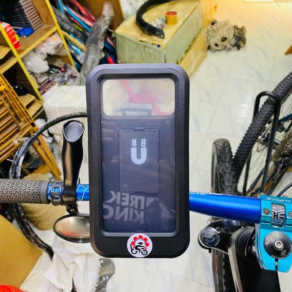 Waterproof Mobile Holder