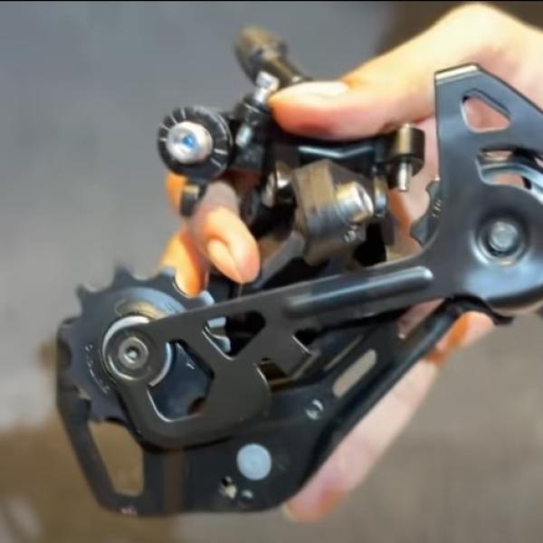 Shimano essa RD U2000