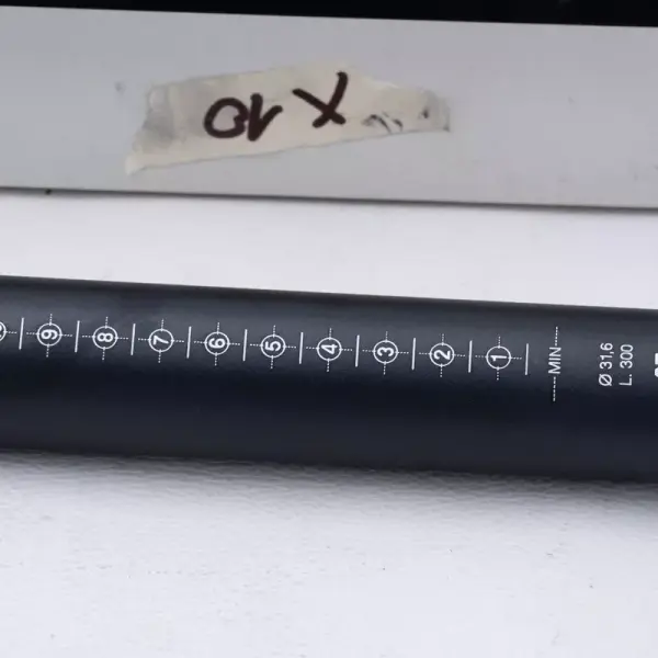 4Gx Light weight Aerow Seat post 31.6