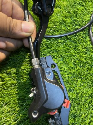 Shimano Hydraulic Brake - Image 4