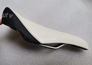 WTB ROCKET V COMP SADDLE SEAT MTB CITY BIKE WHITE 268mm x 130mm - Image 3